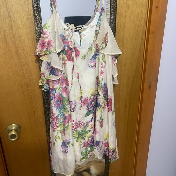 Floral Flowy Dress - Picture 3 of 3